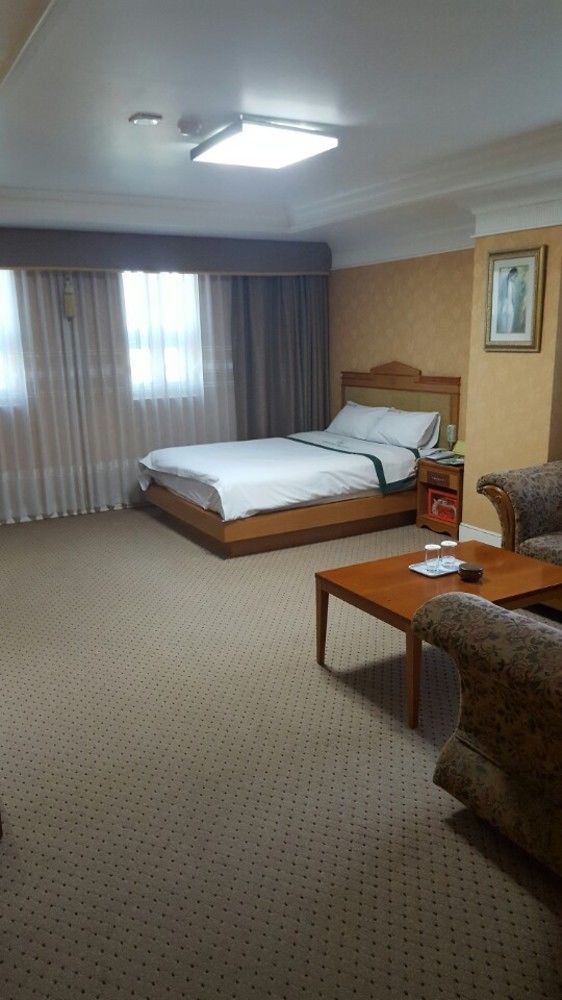 Gwangju Empire Hotel Gwangju Metropolitan City Exterior foto